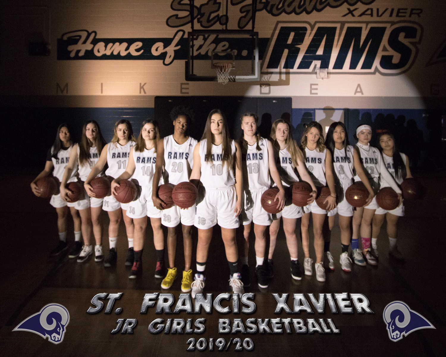 2019-Basketball-Jr-Girls-Team.gif