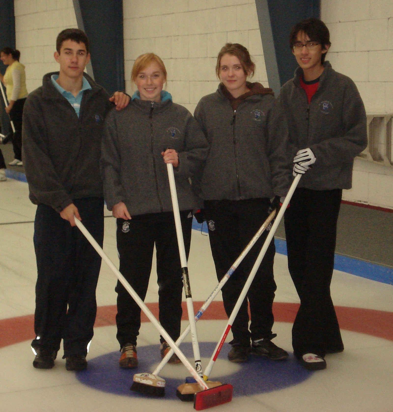 2008%20Curling%201.JPG