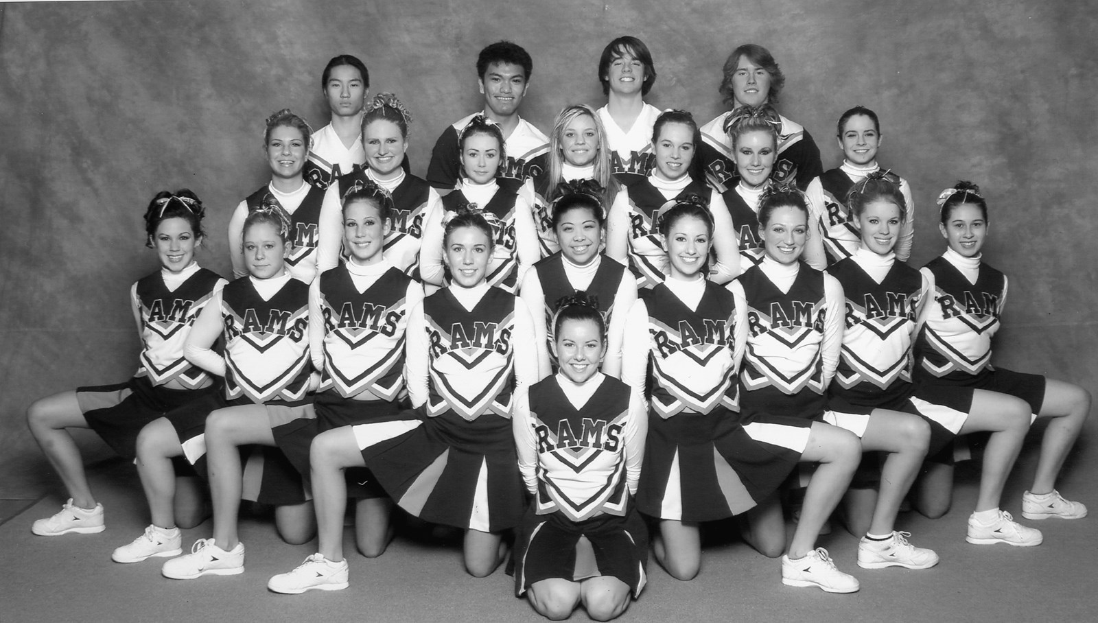2004%20Cheer%20Team%20copy.jpg
